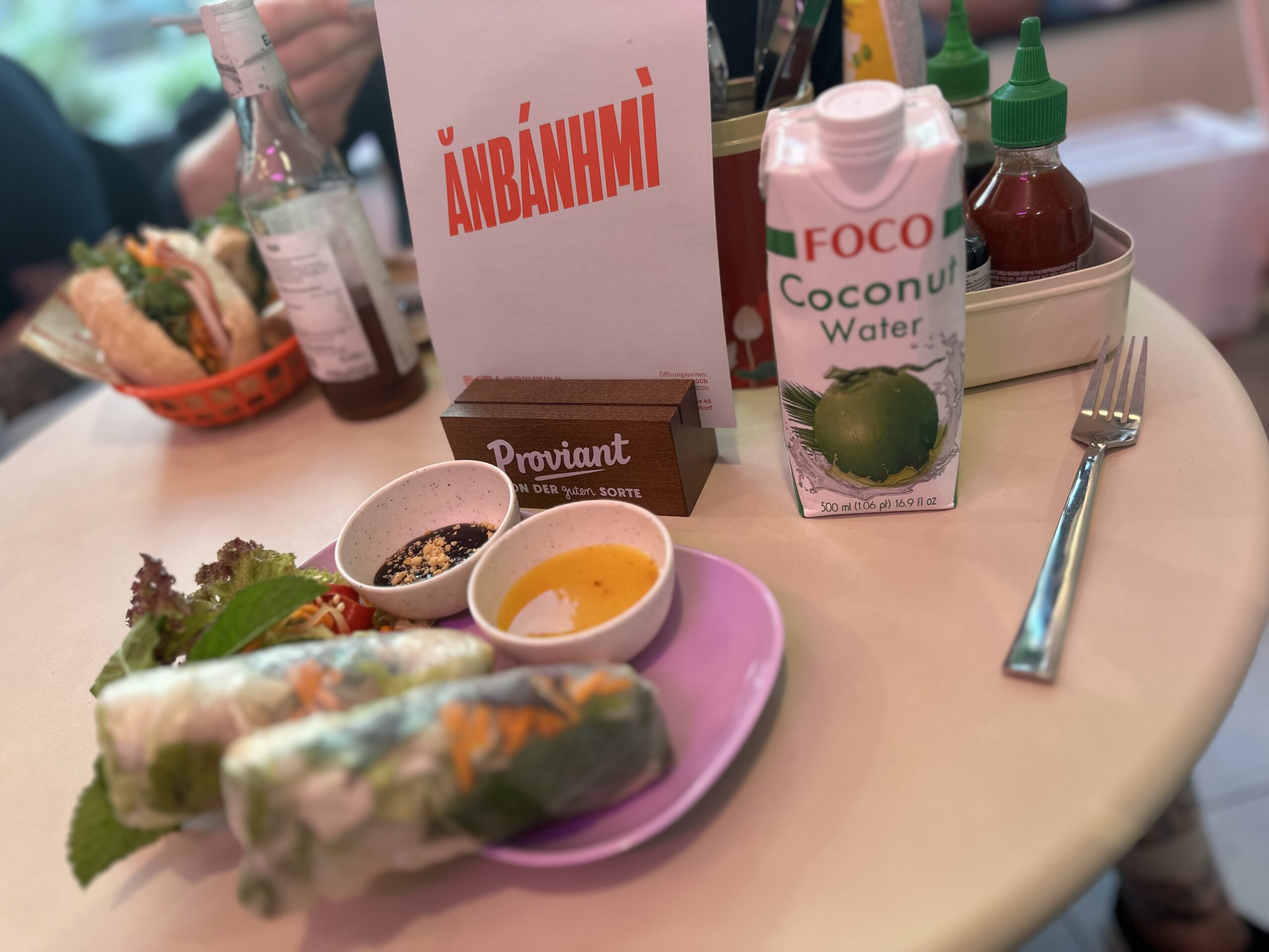 Dining-Trupp im An Banh Mi