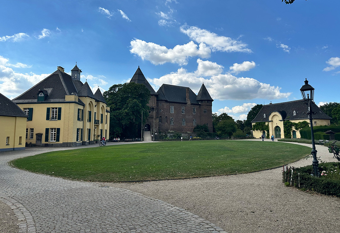 Burg Linn in Krefeld